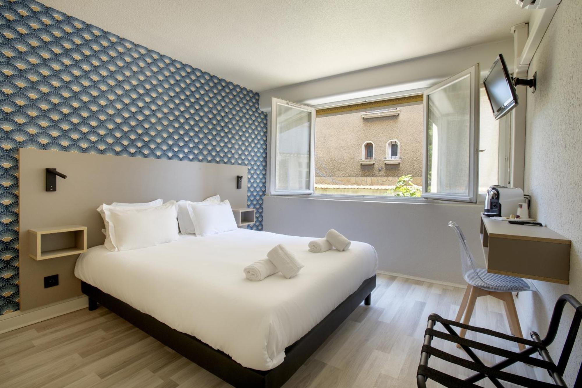 Hotel Gab House à Bron Extérieur photo